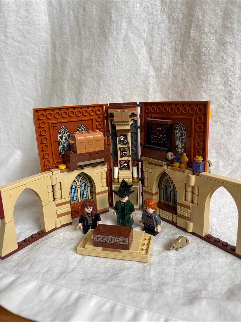 LEGO Harry Potter Hogwarts Moment: Transfiguration Class 76382 Set